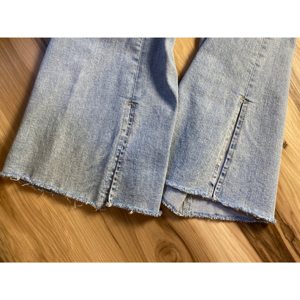 Gap 70s Flare High Rise Jeans Light Wash Distressed Raw Hem Size 28 6R - Picture 3 of 8